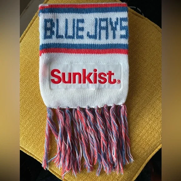 Vintage Blue Jays Sunkist Scarf - Picture 2 of 8